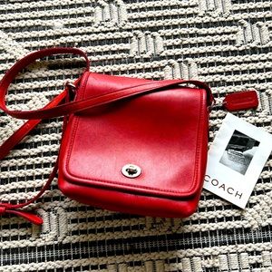 Vintage Coach Companion Flap Bag #9076 smooth red leather with tag and paperwork